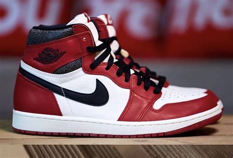 nike air jordan chicago 2022